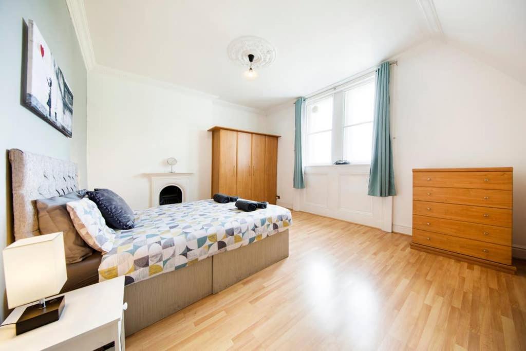 Clifton Spacious 3 Bed Apt & Parking - Simplycheckin Bristol Luaran gambar